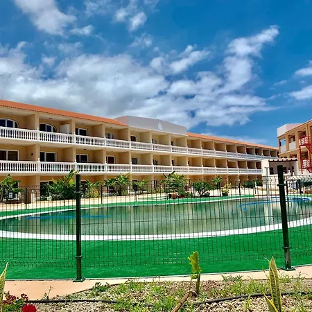 Ocean Front With Pool طوستا ديل سيلونثيو