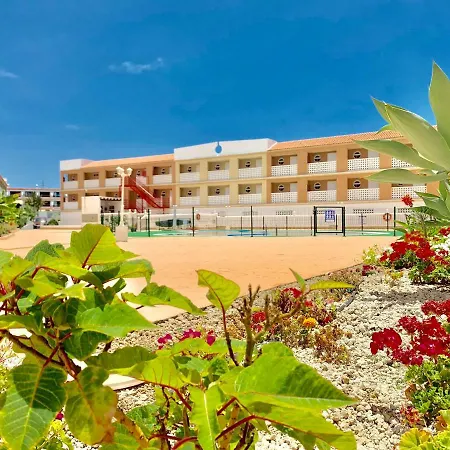 Ocean Front With Pool شقة طوستا ديل سيلونثيو