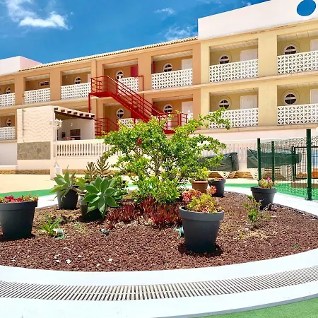 Ocean Front With Pool طوستا ديل سيلونثيو
